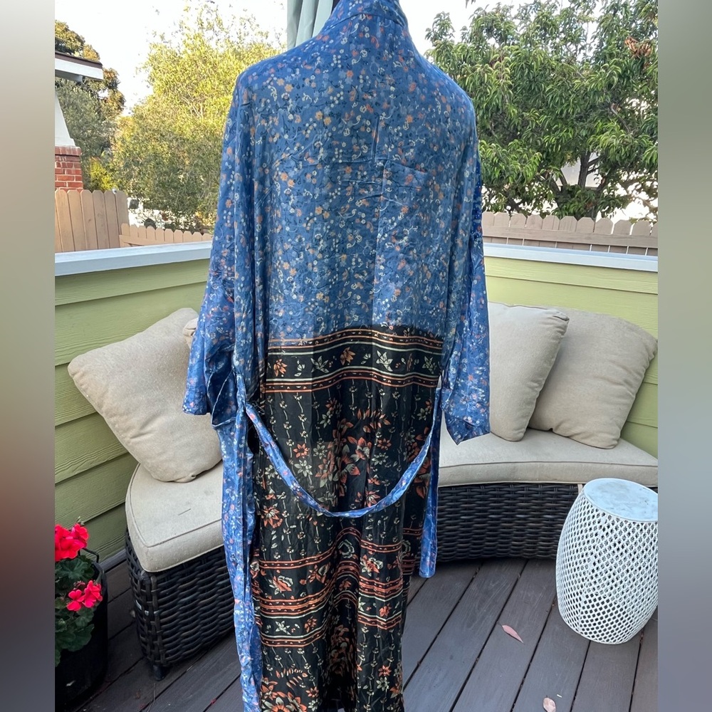 Blue Silk Patchwork Print Kimono - image 4